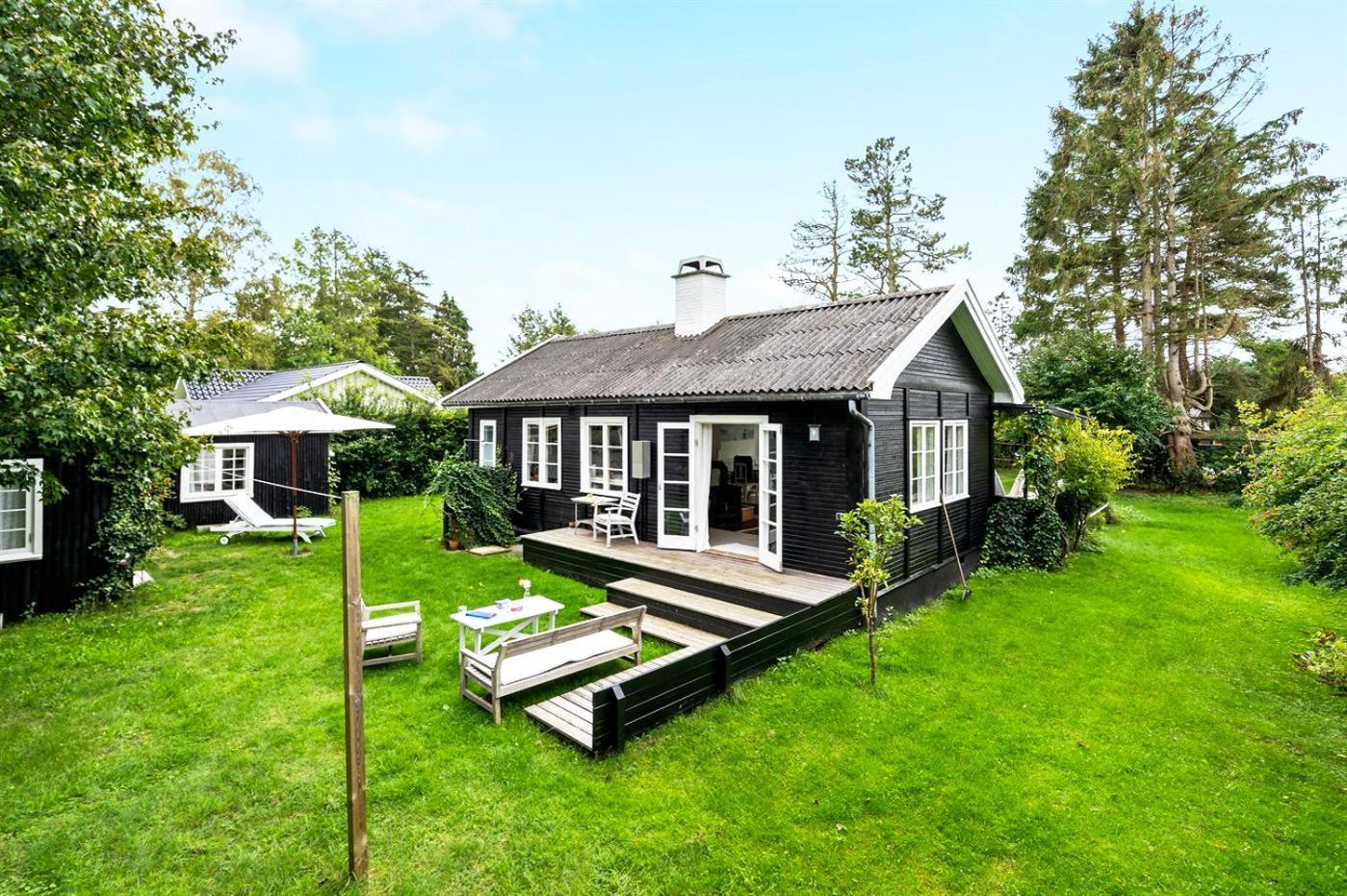 Idyll Summer House In Hornbaek Villa Exterior foto