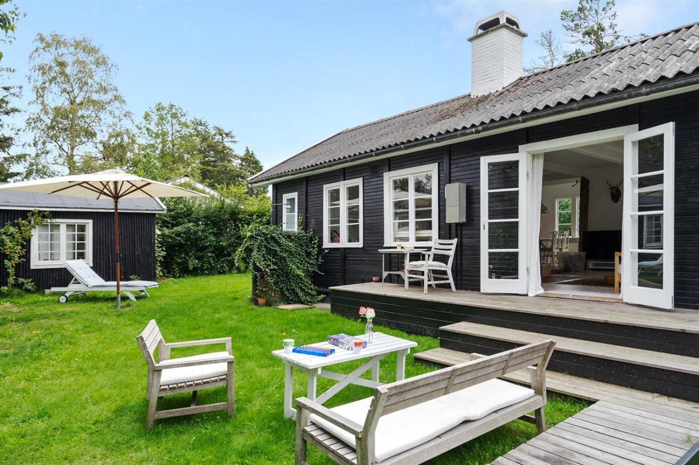 Idyll Summer House In Hornbaek Villa Exterior foto